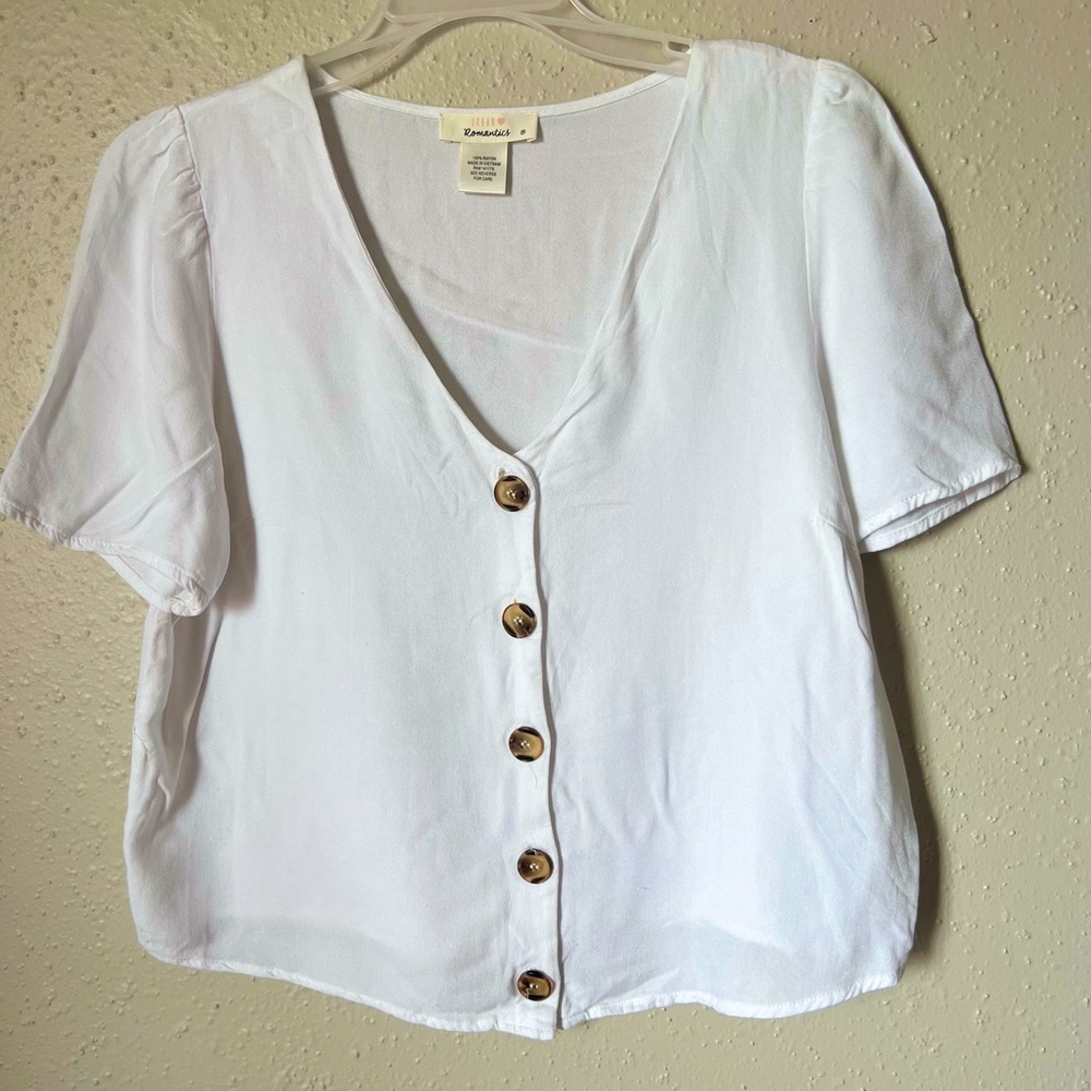 Urban Romantic white Shirt V neck size M